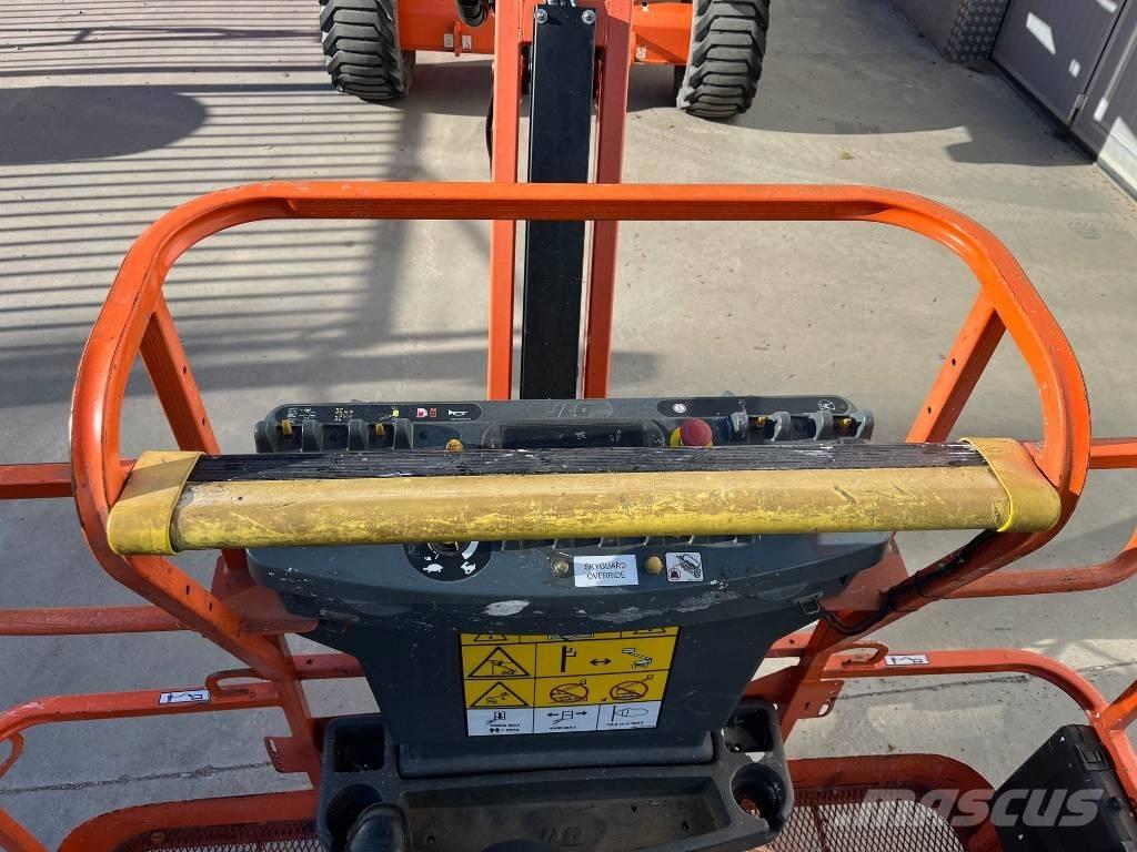 JLG 520 AJ Коленчатые подъемники