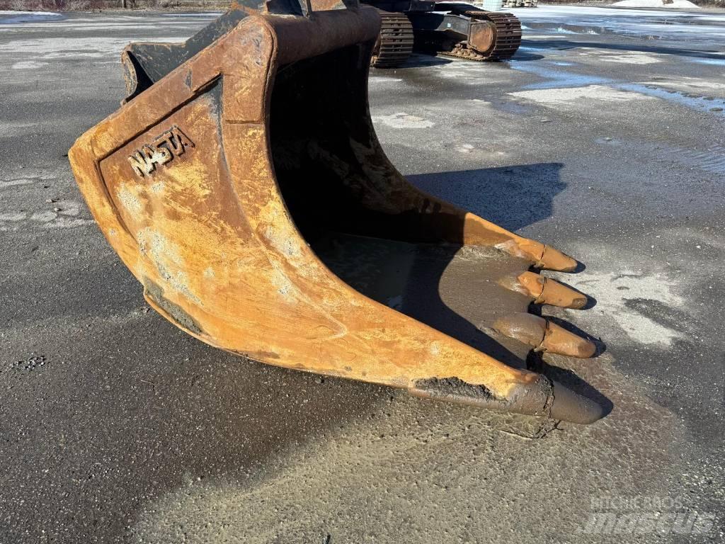 Hitachi ZX 225 US Гусеничные экскаваторы