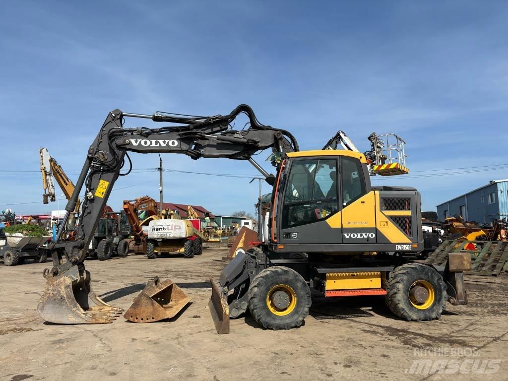 Volvo EW 150E Колёсные экскаваторы