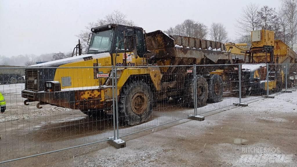 Komatsu HM 300-2 Шарнирно-сочленённые самосвалы