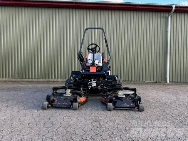 Jacobsen AR331 Грубые косилки
