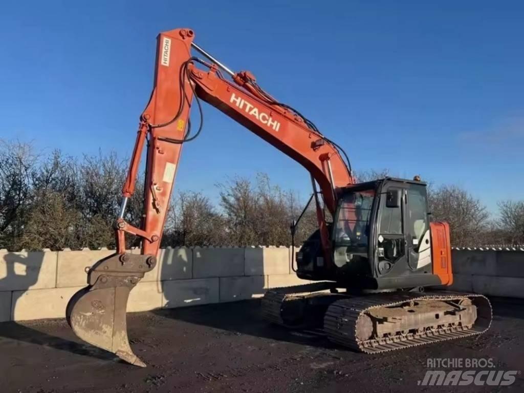 Hitachi ZX 135 Гусеничные экскаваторы
