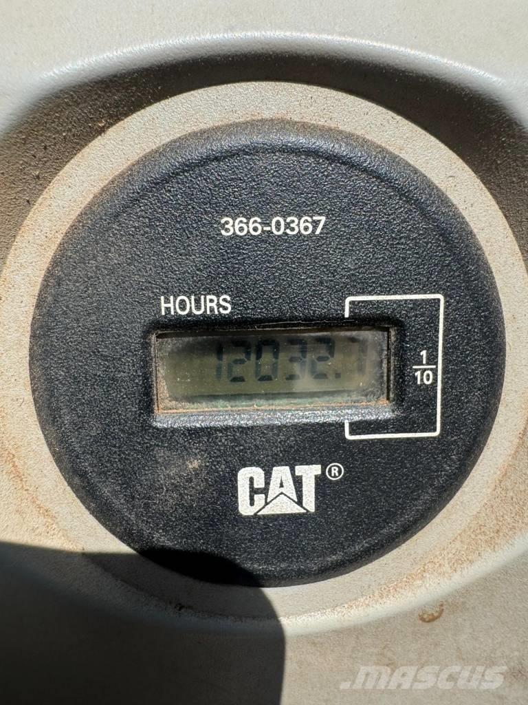 CAT 352 F Гусеничные экскаваторы