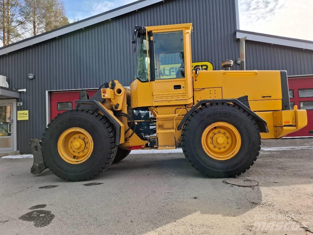 Volvo L70B Фронтальные погрузчики