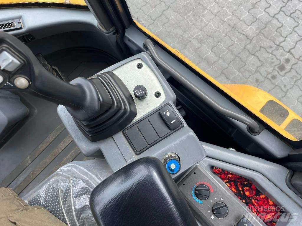 Volvo L 30 G Фронтальные погрузчики