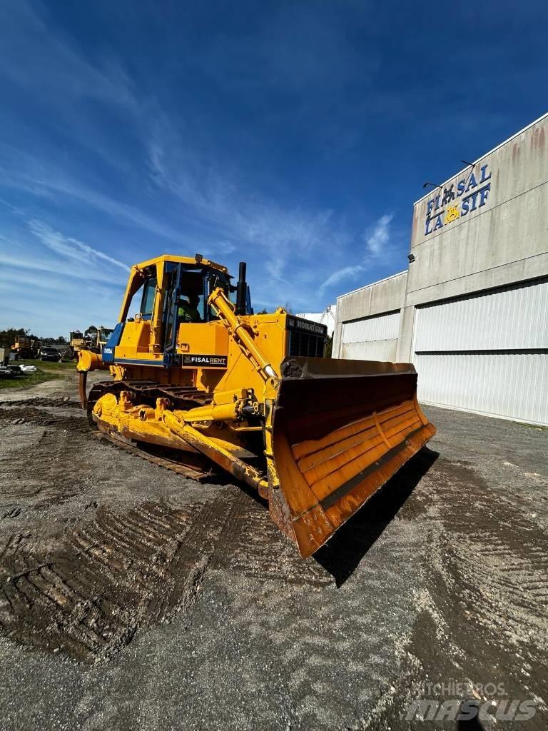 Komatsu D 85 A-21 Гусеничные бульдозеры