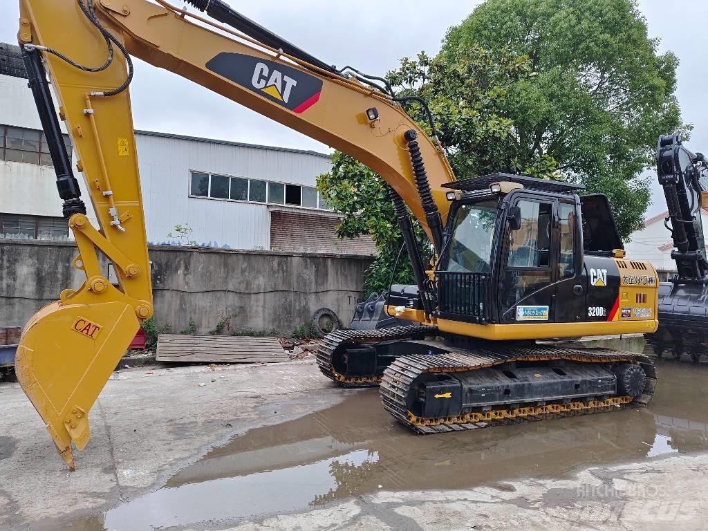 CAT 320 D2 Гусеничные экскаваторы