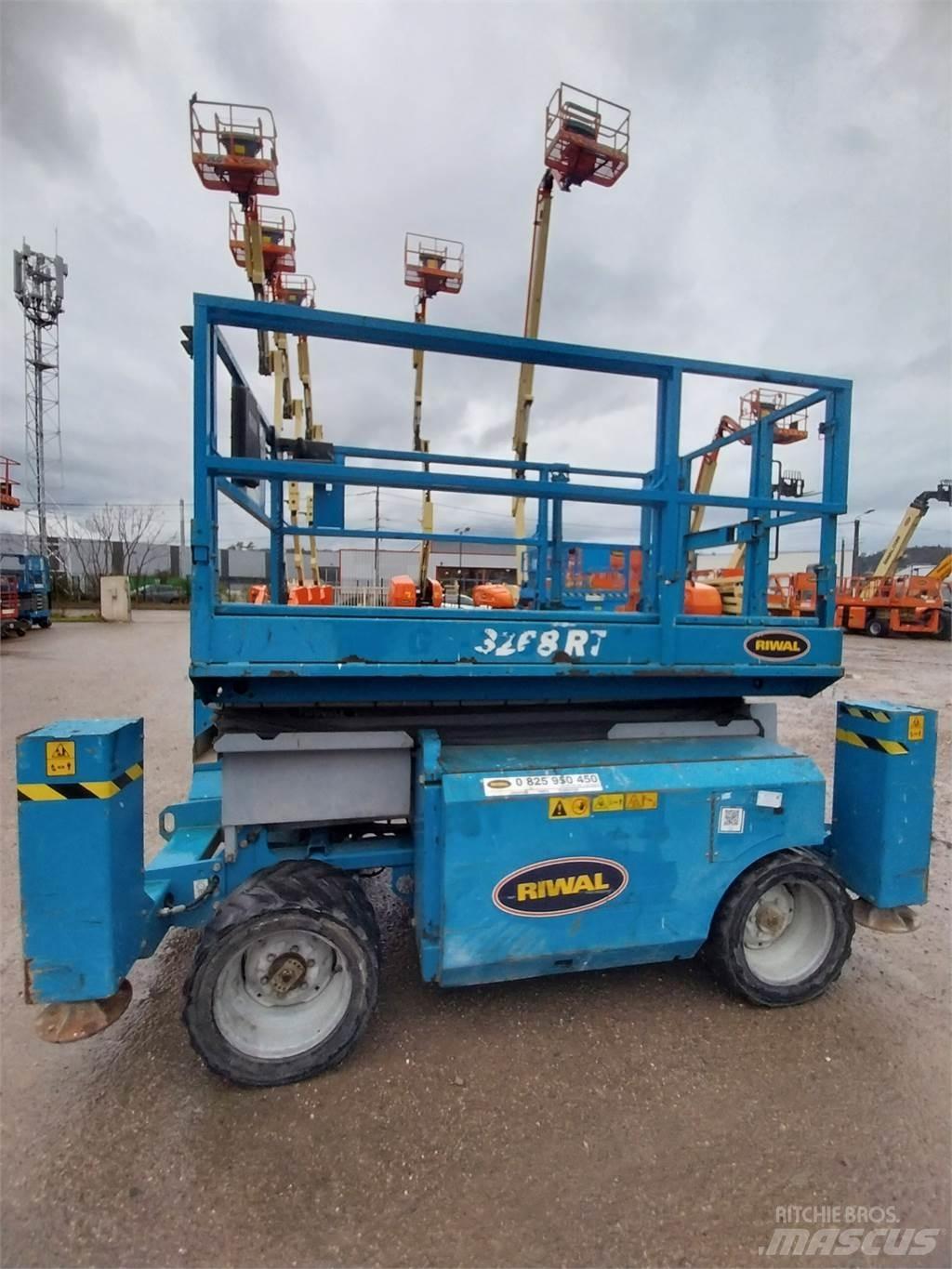 Genie GS3268RT Ножничные подъемники