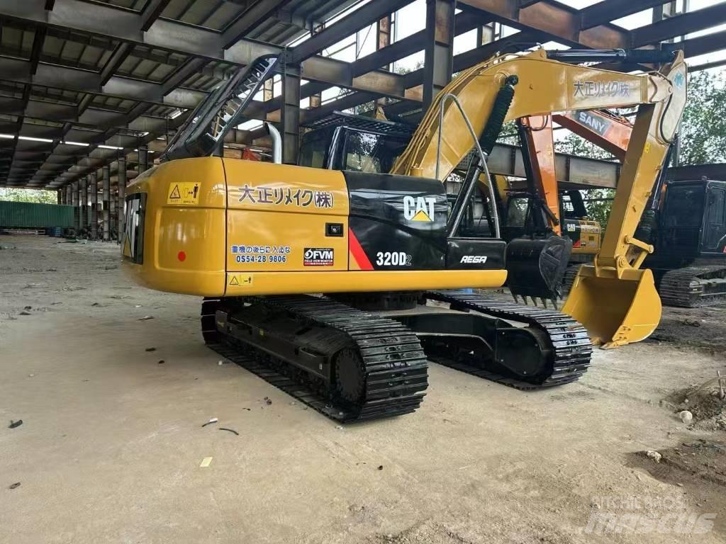 CAT 320 D2 Гусеничные экскаваторы