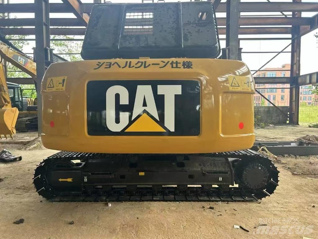 CAT 320 D2 Гусеничные экскаваторы
