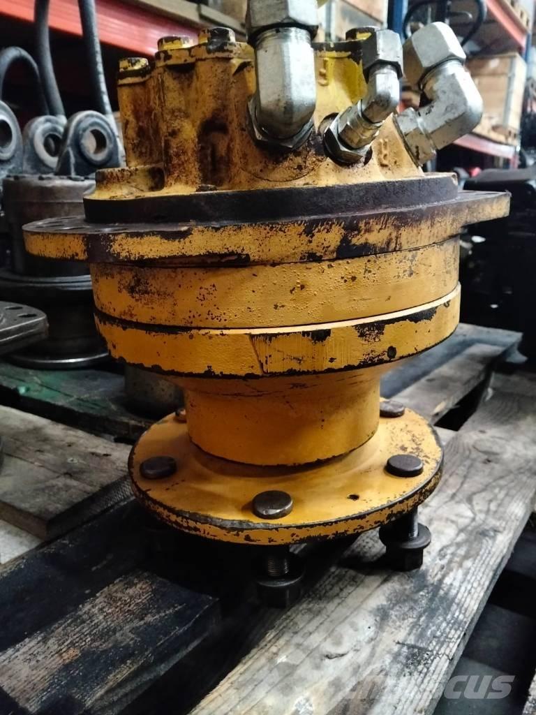 Poclain 800 cc Двигатели