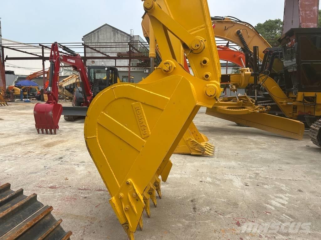 Komatsu PC 240 Гусеничные экскаваторы