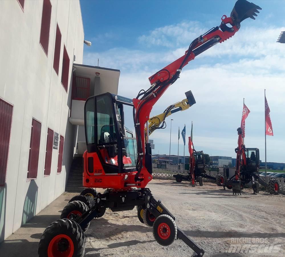 Euromach R25 Экскаваторы-амфибии