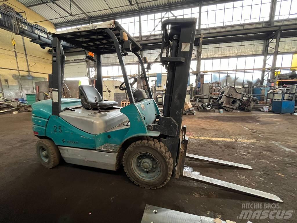 Feeler FD25TCJ Дизельные погрузчики