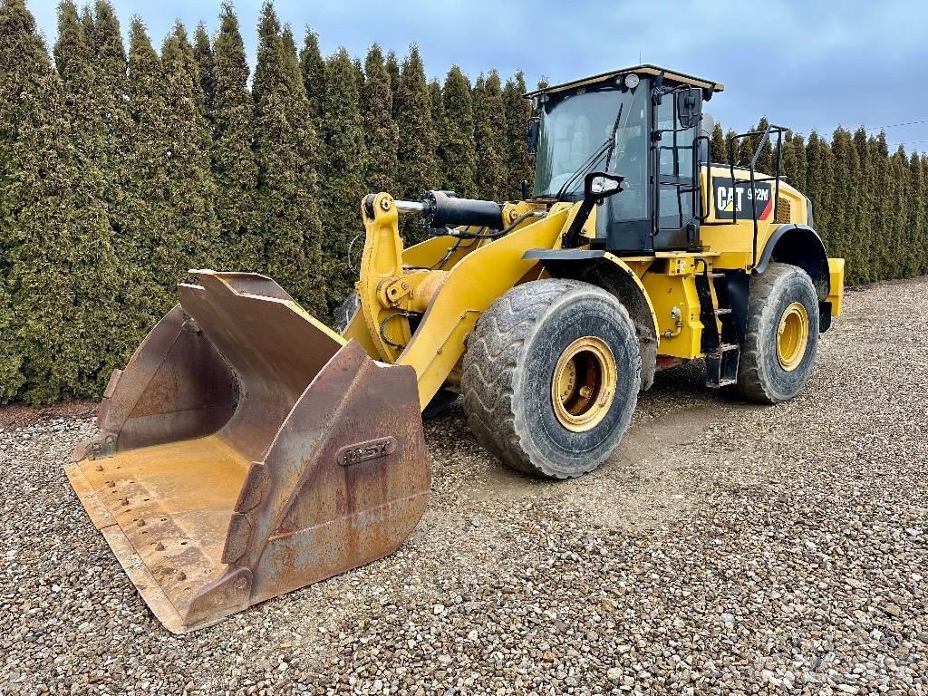 CAT 972 M Фронтальные погрузчики