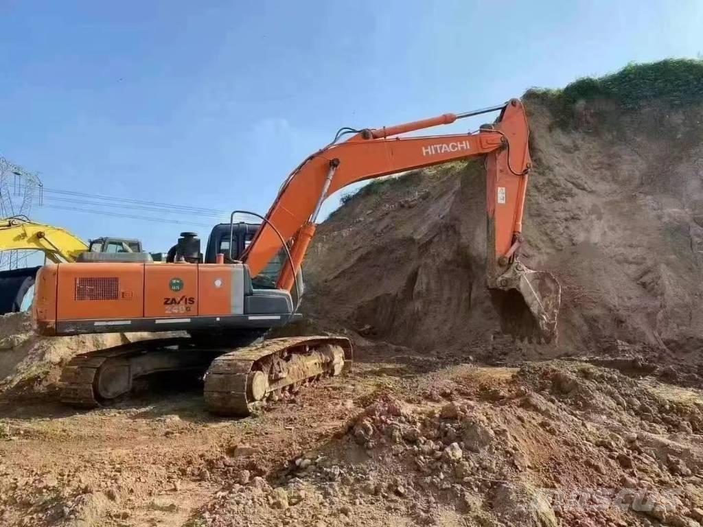 Hitachi ZX240 Гусеничные экскаваторы