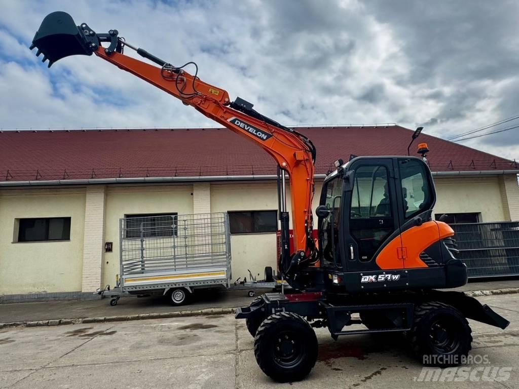 Develon DX 57 W-7 Колёсные экскаваторы