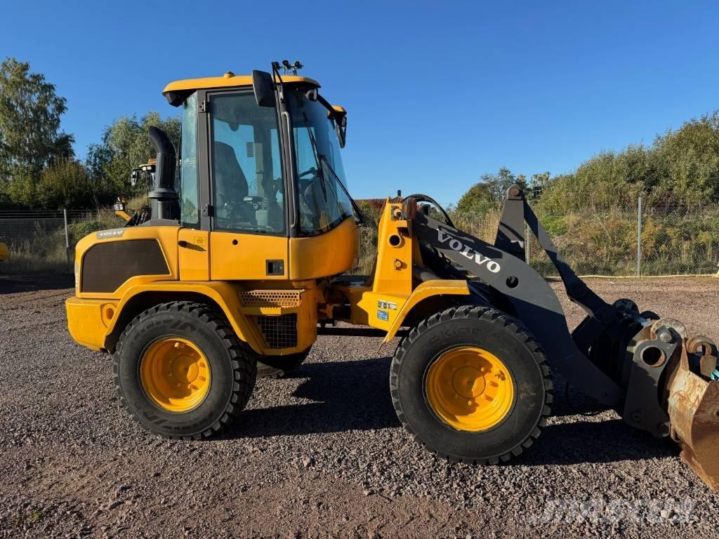 Volvo L 35 G Фронтальные погрузчики