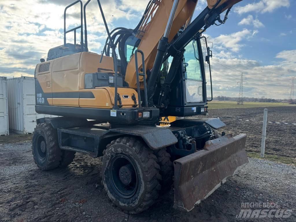 Hyundai HW140 Колёсные экскаваторы