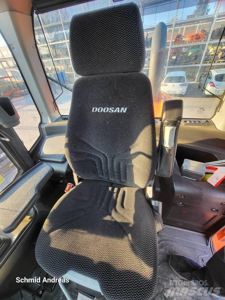 Doosan DL 200-5 Фронтальные погрузчики