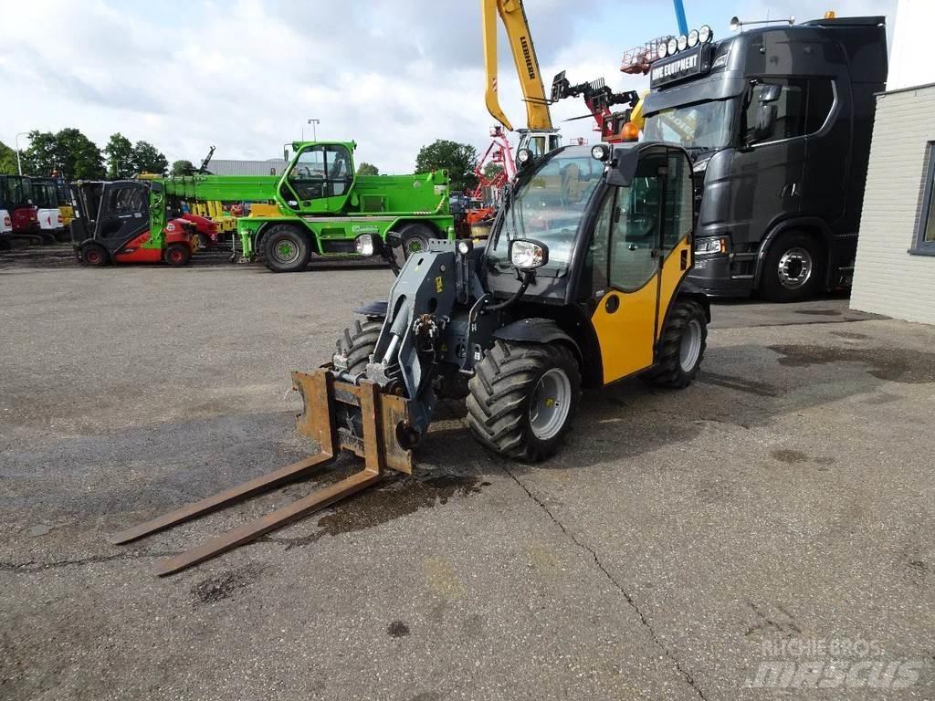 GiANT 4548 Tendo Телескопические погрузчики