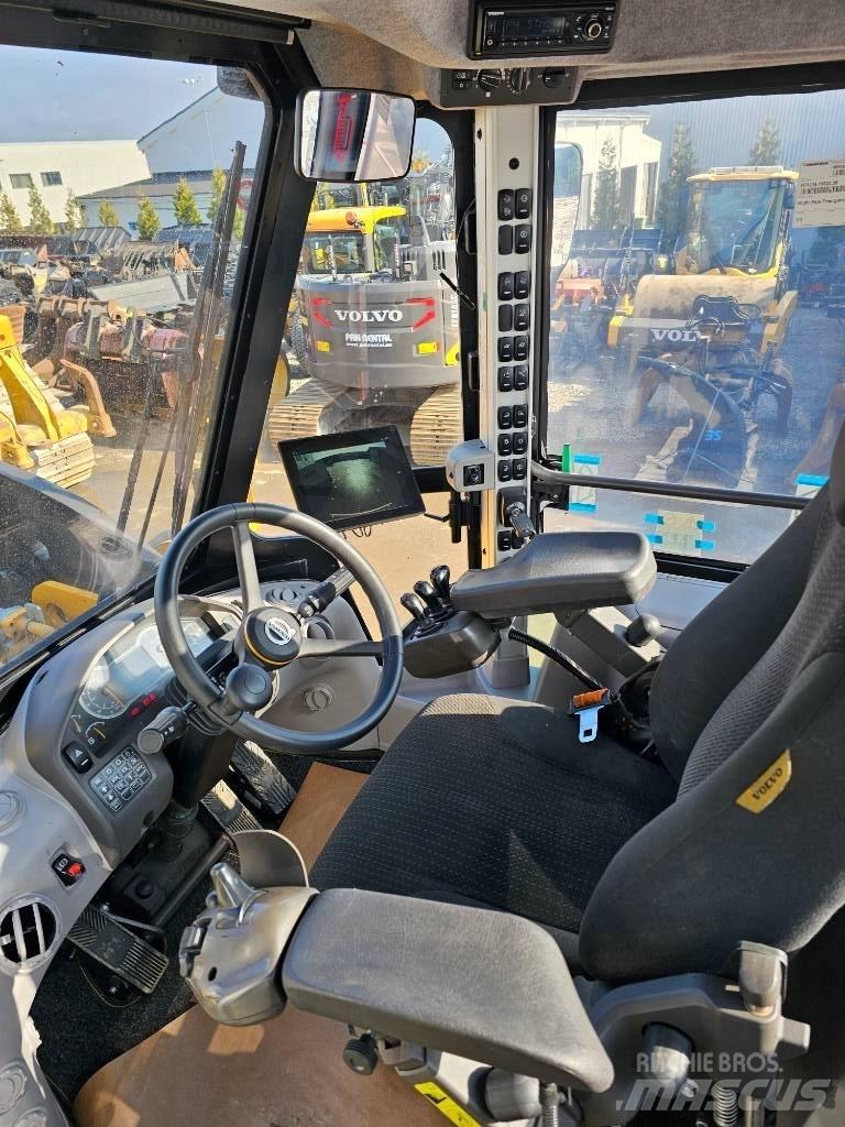 Volvo L260H Фронтальные погрузчики