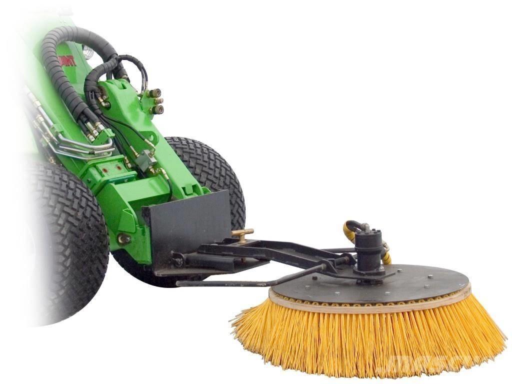 Avant Karusellborste Навесные щетки