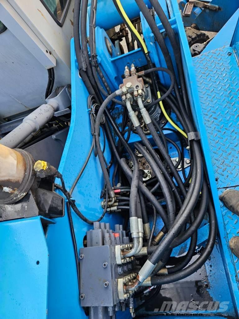 Fuchs MHL 320 D Перегружатели металлолома/промышленные погрузчики