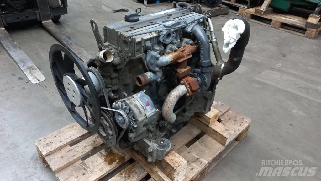 Deutz BF4M1012E Двигатели