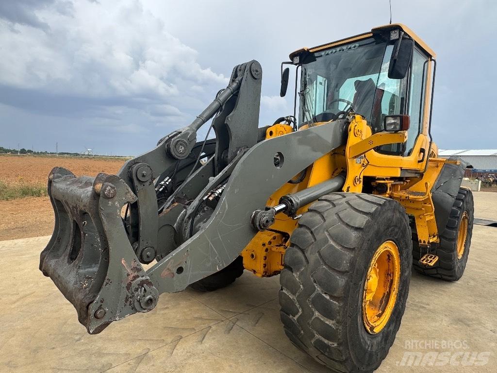 Volvo L90F Фронтальные погрузчики