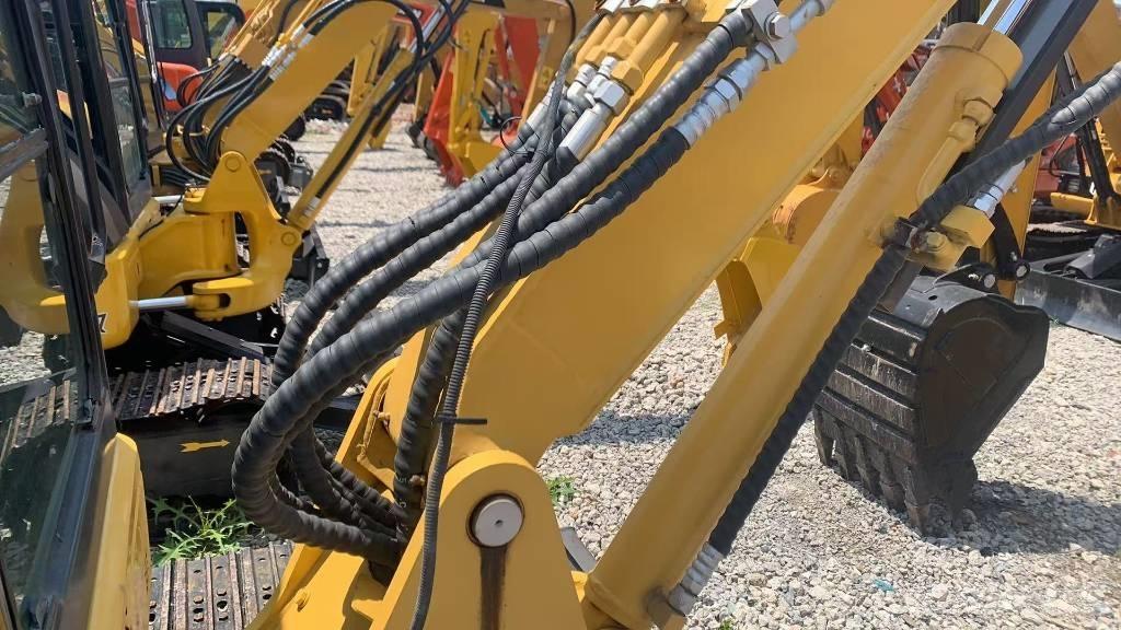 Komatsu PC 55 MR Гусеничные экскаваторы