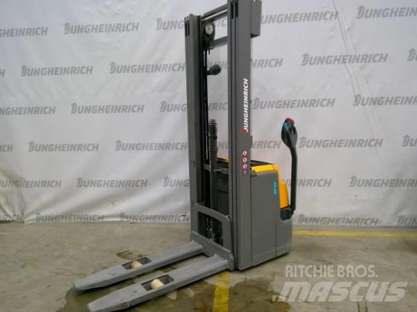 Jungheinrich EJC 214 Ручные штабелёры с электроподъёмом
