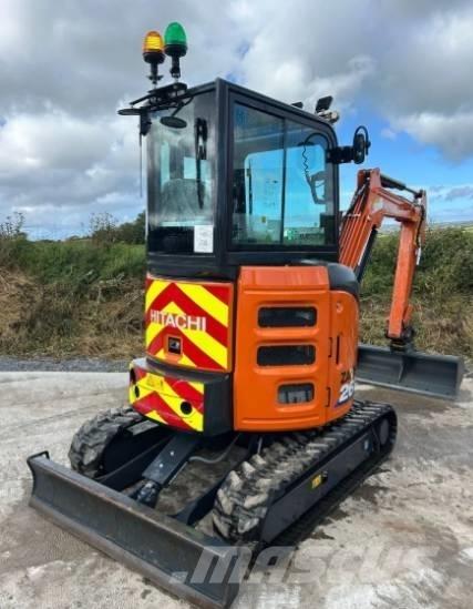 Hitachi Zaxis 26 U Мини-экскаваторы