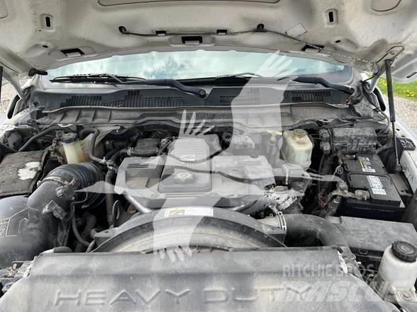 RAM 5500 SLT Грузовики-платформы/боковая разгрузка