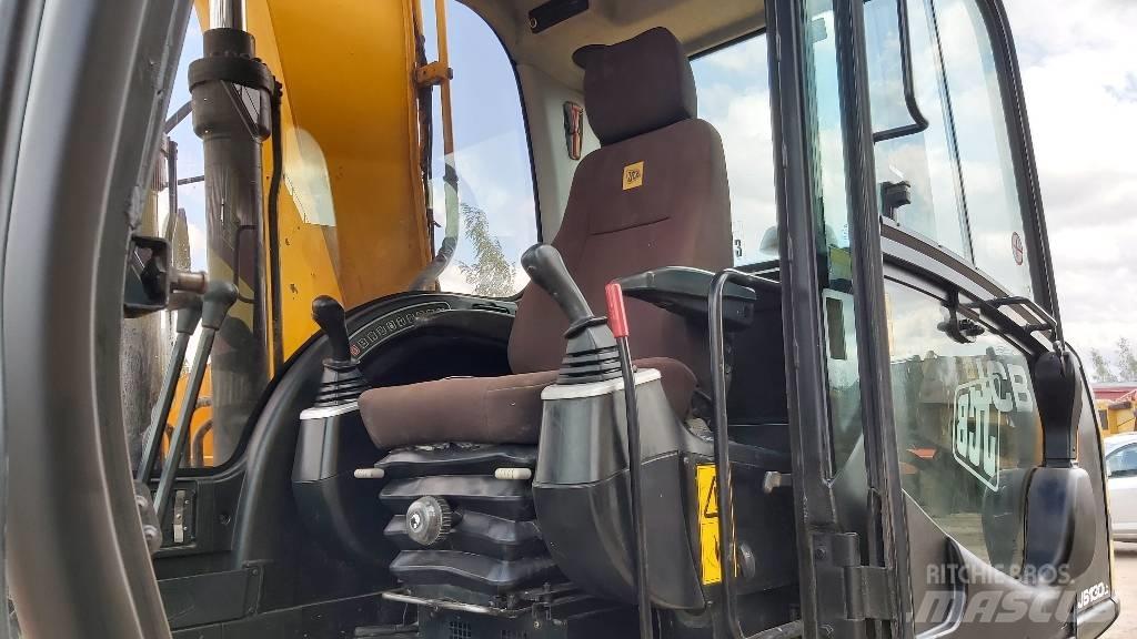 JCB JS 130 LC Гусеничные экскаваторы