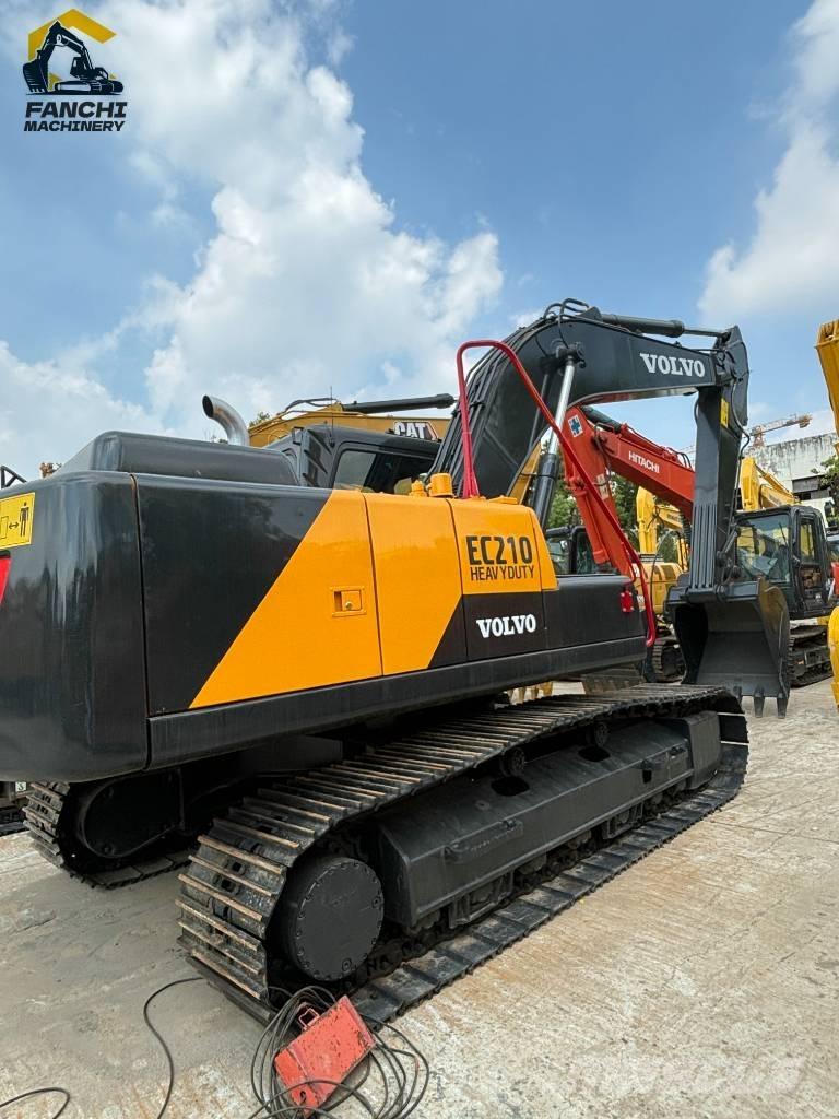 Volvo EC 210 Гусеничные экскаваторы