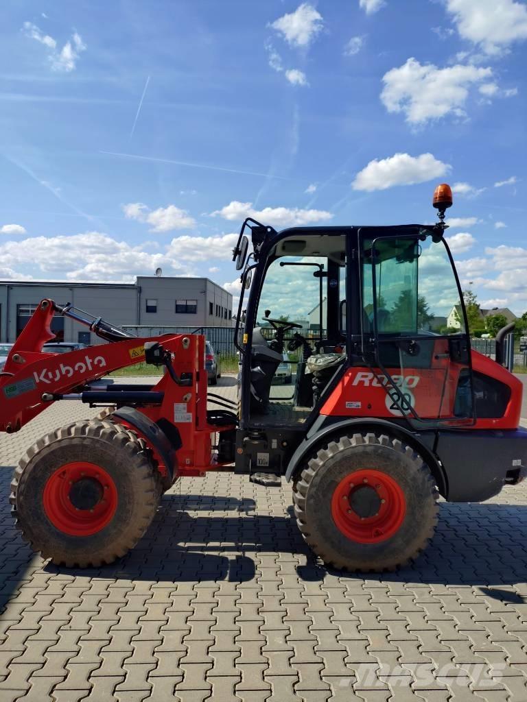Kubota R 090 Фронтальные погрузчики