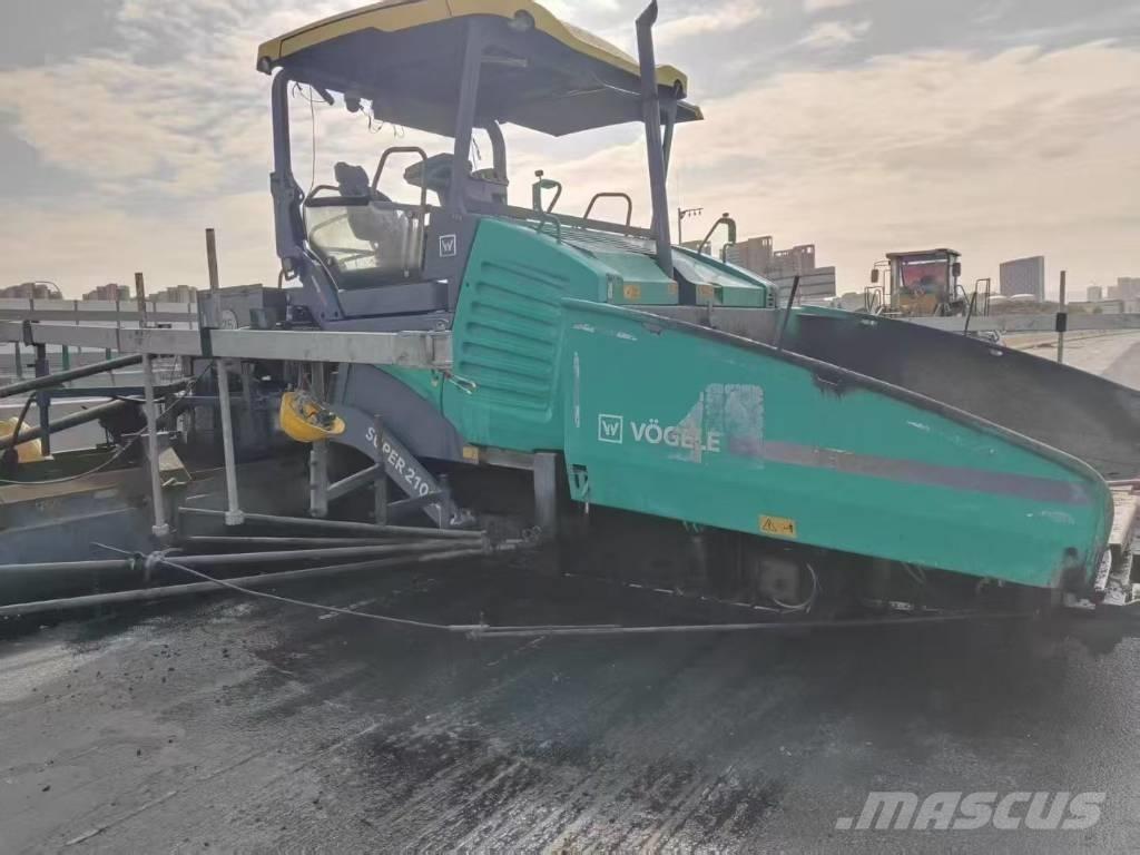 Vögele 2100 Асфальтоукладчики