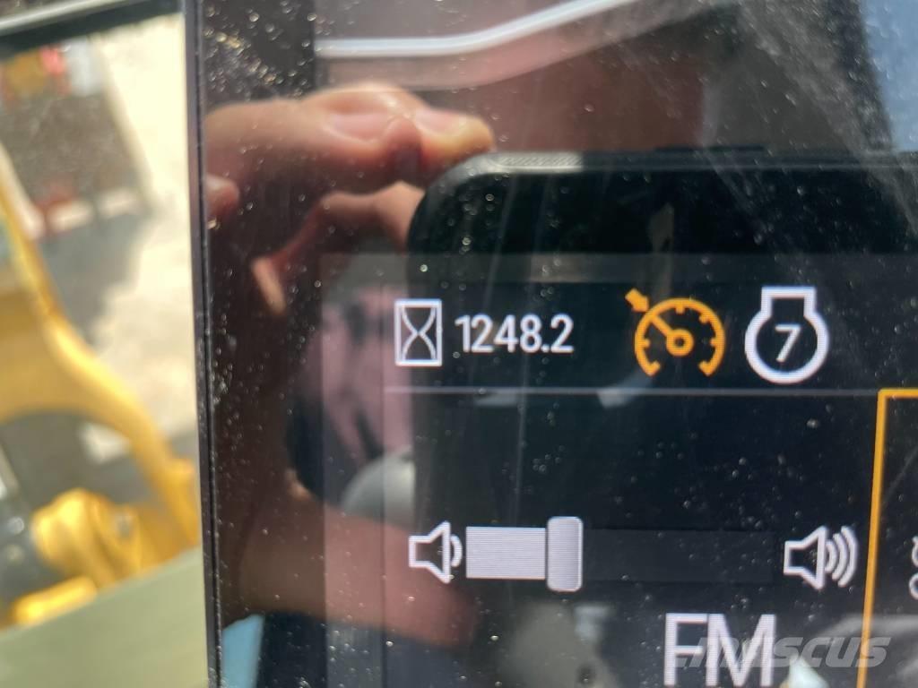 CAT 301.6-05 A Гусеничные экскаваторы