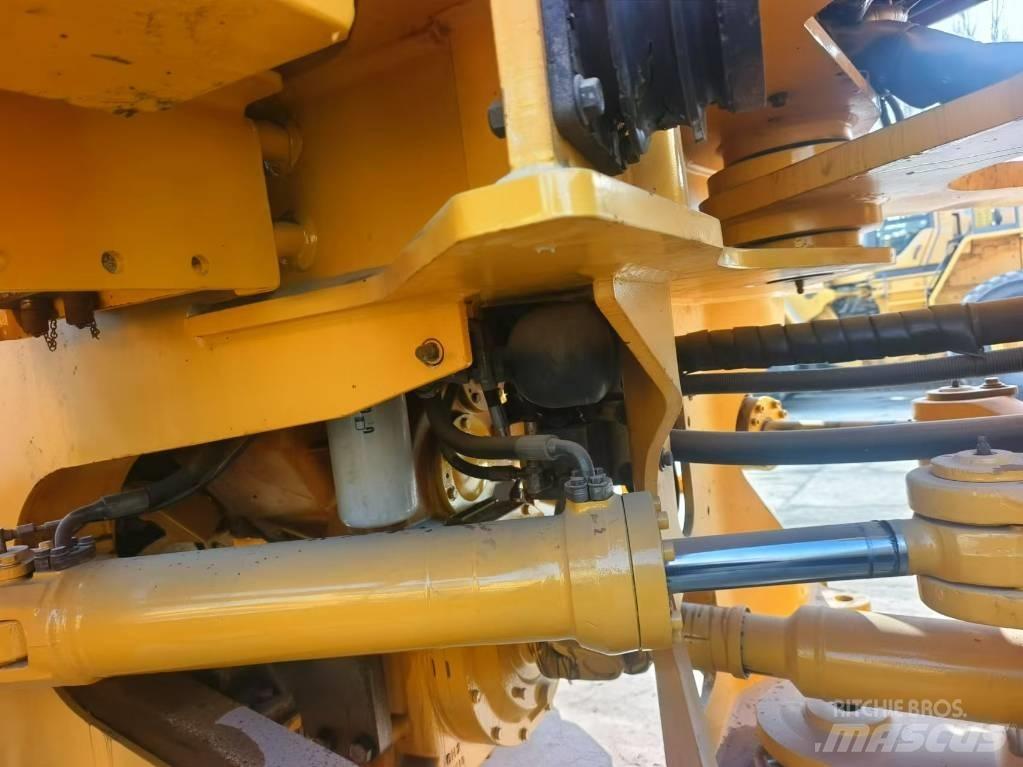 Volvo L 180 F Фронтальные погрузчики