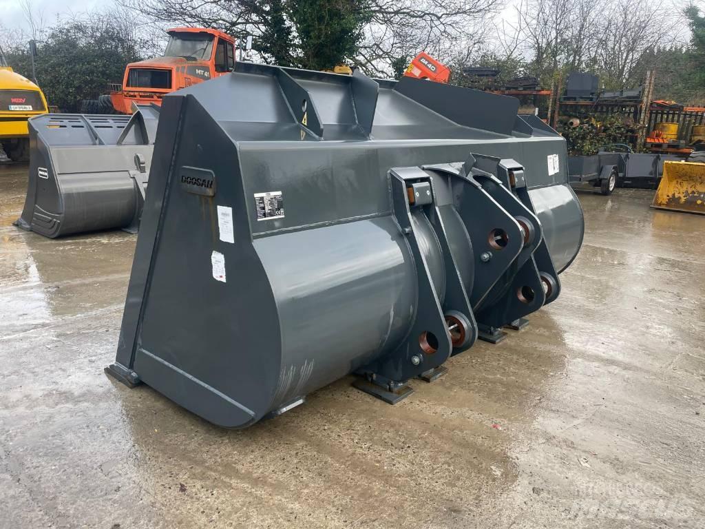 Doosan DL550 Ковши
