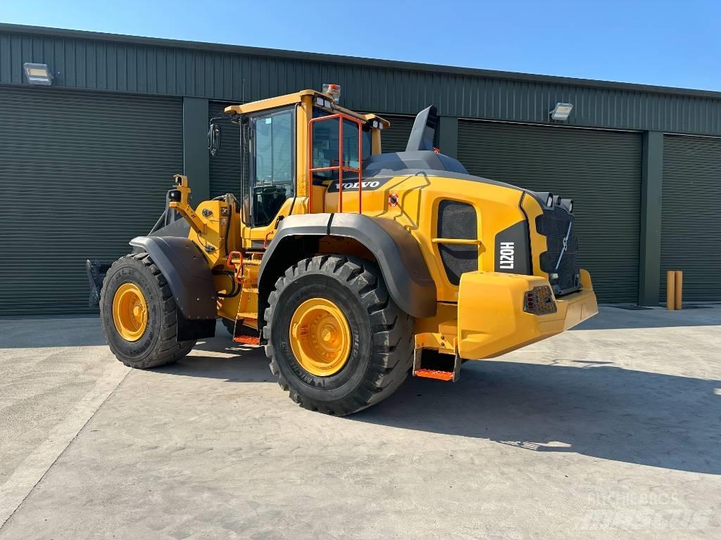 Volvo L 120 H Фронтальные погрузчики