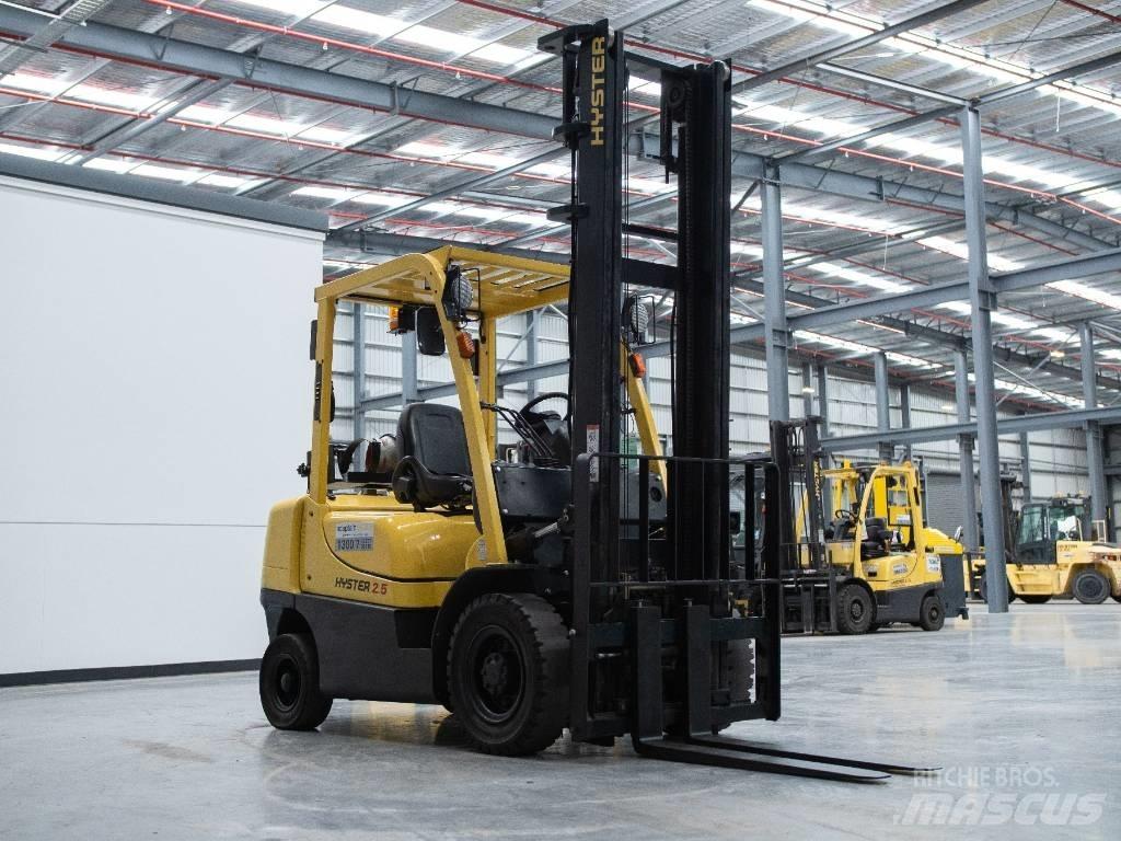 Hyster H2.5XT Газовые погрузчики