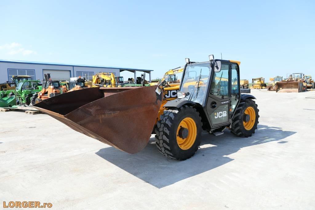 JCB 527-58 Agri Сельскохозяйственные телескопические погрузчики