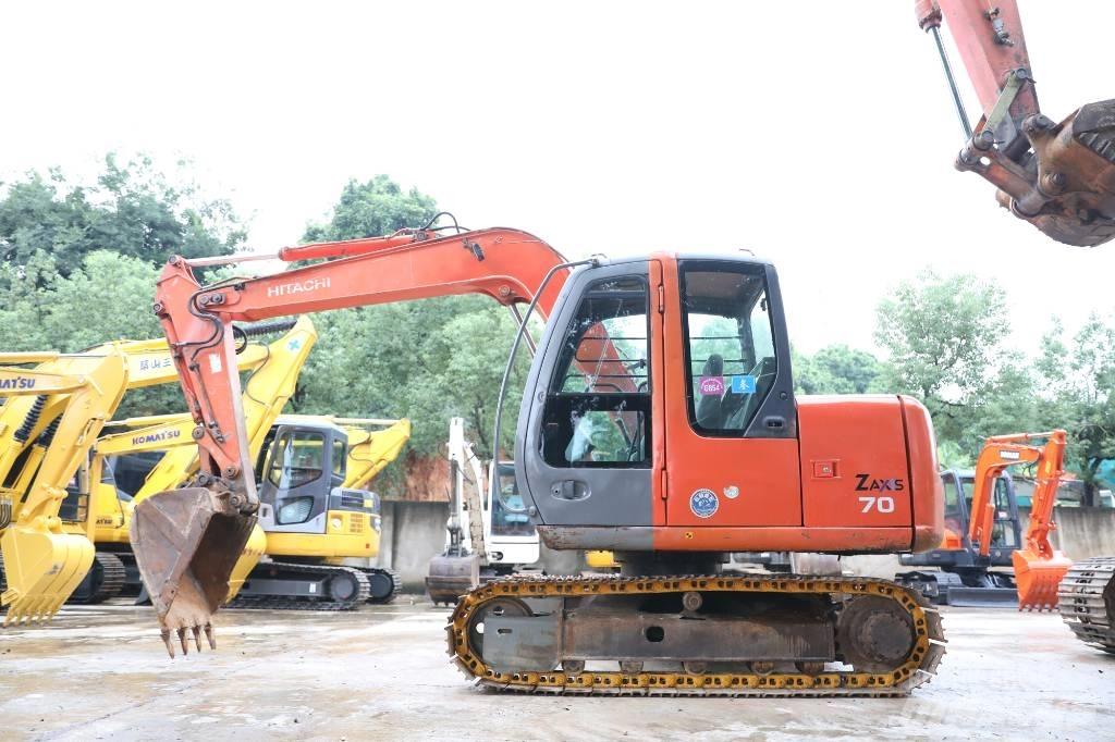 Hitachi ZX 70 Гусеничные экскаваторы