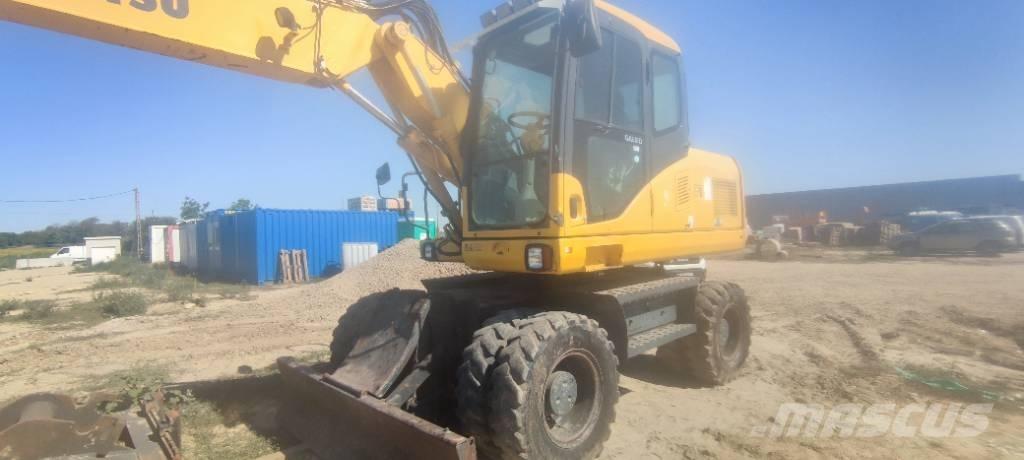 Komatsu PW 140-7 Колёсные экскаваторы