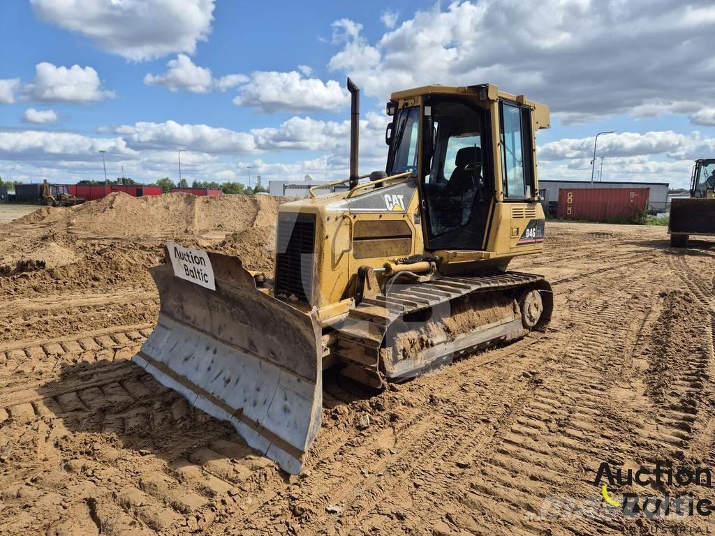 CAT D 4 G Гусеничные бульдозеры