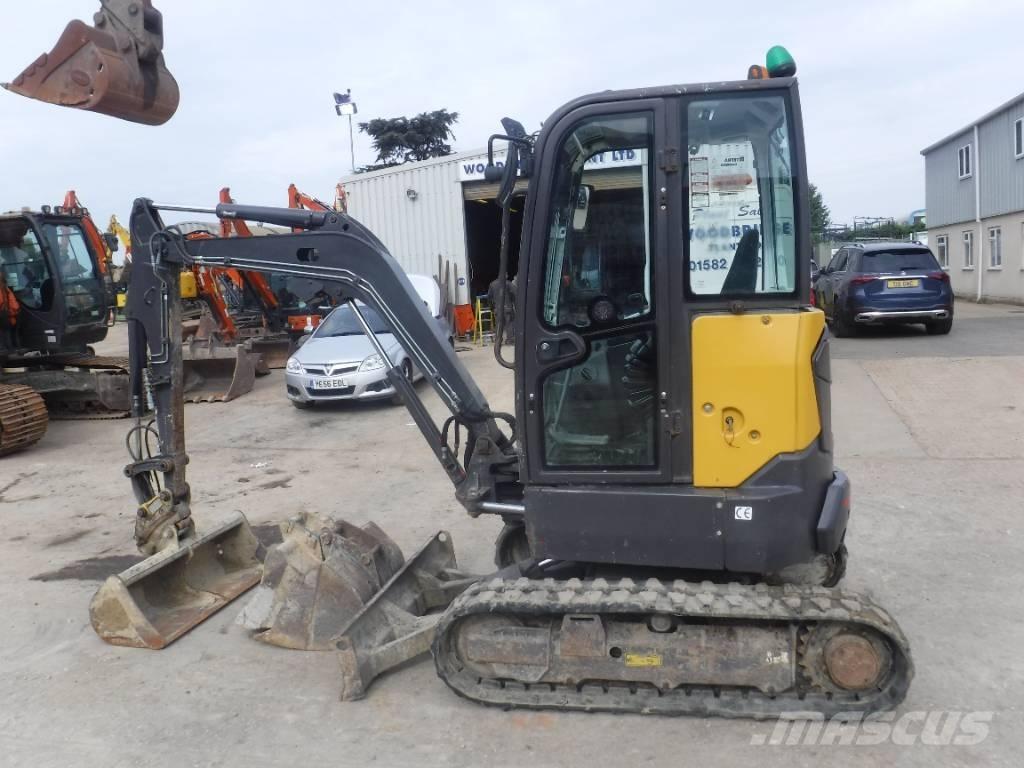 Volvo ECR 25 D Мини-экскаваторы