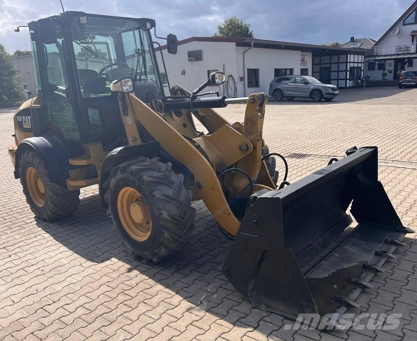 CAT 908M Radlader Фронтальные погрузчики