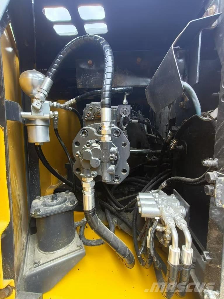 Sumitomo SH120 Гусеничные экскаваторы